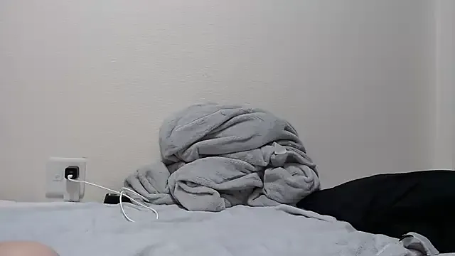 Mia--meow – webcam model profile photo Image 4