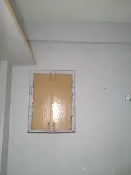 roouse – webcam model profile photo Image 9