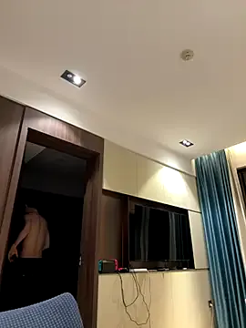 Yui-Ch – webcam model profile photo Image 15