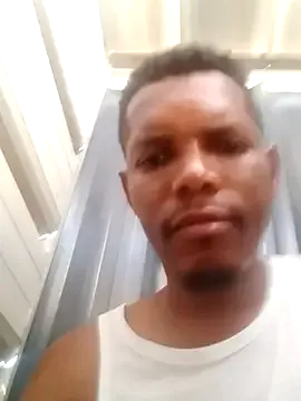 oxo_yuna_oxo – webcam model profile photo Image 18