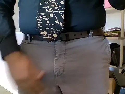 Yui-Ch – webcam model profile photo Image 12