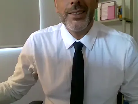 Yui-Ch – webcam model profile photo Image 4