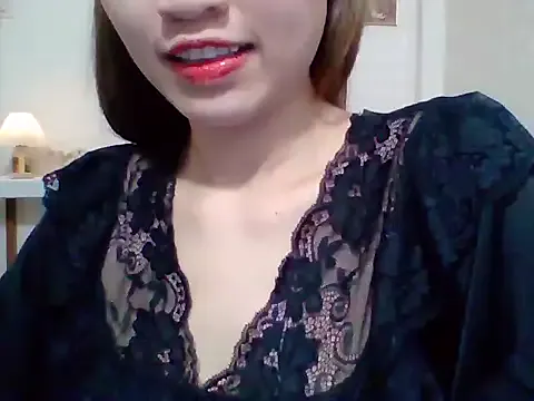 oxo_yuna_oxo – webcam model profile photo Image 3