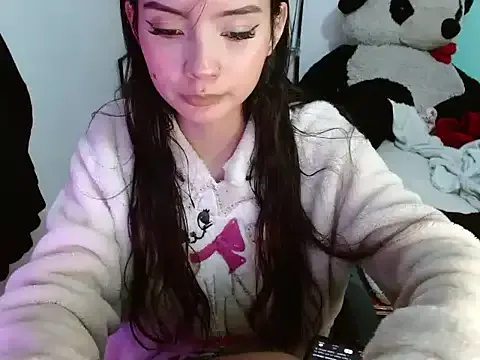 LaylaWoodss – webcam model profile photo Image 18