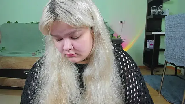 oxo_yuna_oxo – webcam model profile photo Image 15