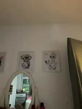 SonY_CaM – webcam model profile photo Image 19