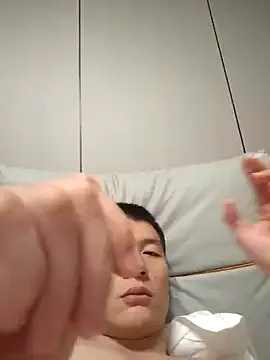 koreanboy2341 – webcam model profile photo Image 2