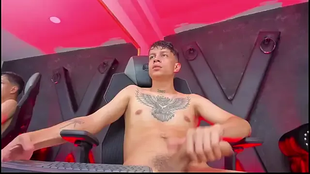 oxo_yuna_oxo – webcam model profile photo Image 7