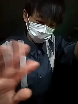 TheDomTop – webcam model profile photo Image 5