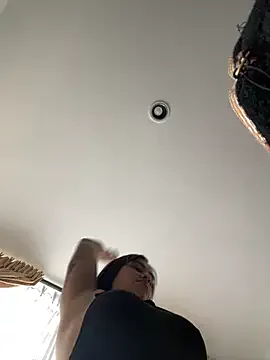 Queen_sofiyaa – webcam model profile photo Image 7