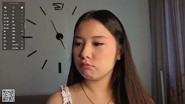 oxo_yuna_oxo – webcam model profile photo Image 16