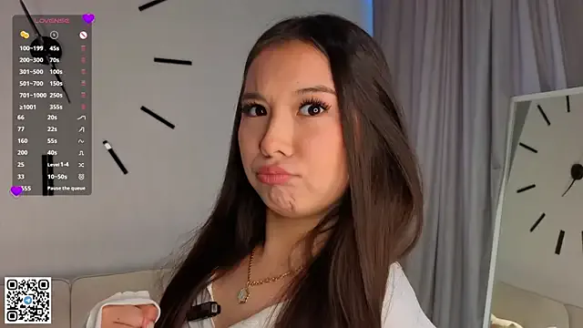 oxo_yuna_oxo – webcam model profile photo Image 4