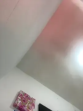 Vanessa – webcam model profile photo Image 17