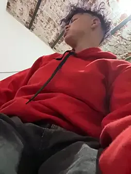 roouse – webcam model profile photo Image 9