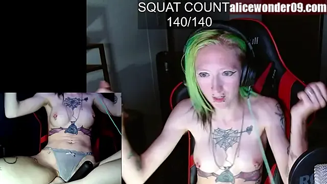 oxo_yuna_oxo – webcam model profile photo Image 16