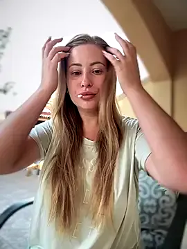 ManaMi-maru – webcam model profile photo Image 15