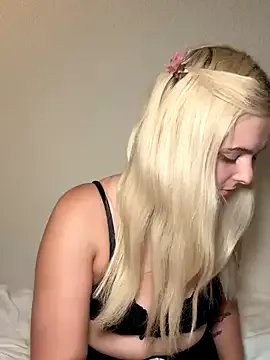 cana5522 – webcam model profile photo Image 2