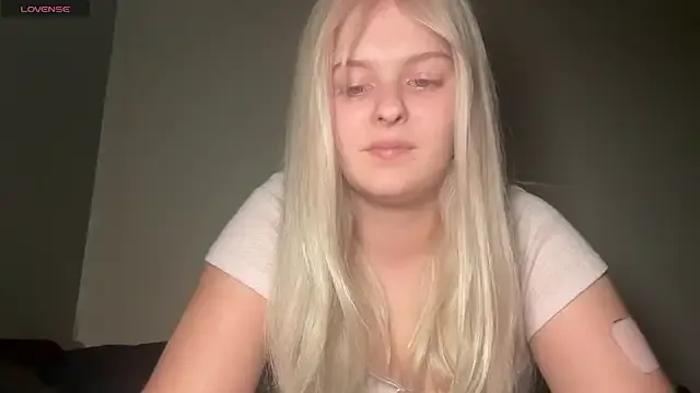 cana5522 – webcam model profile photo Image 5