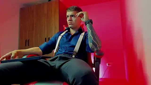 maataaan – webcam model profile photo Image 6