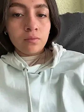 ManaMi-maru – webcam model profile photo Image 4