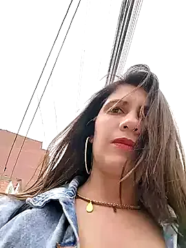 ViviVIsion – webcam model profile photo Image 6