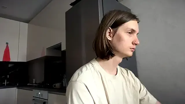 oxo_yuna_oxo – webcam model profile photo Image 3