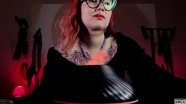 oxo_yuna_oxo – webcam model profile photo Image 2