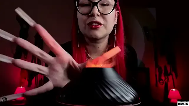 oxo_yuna_oxo – webcam model profile photo Image 9