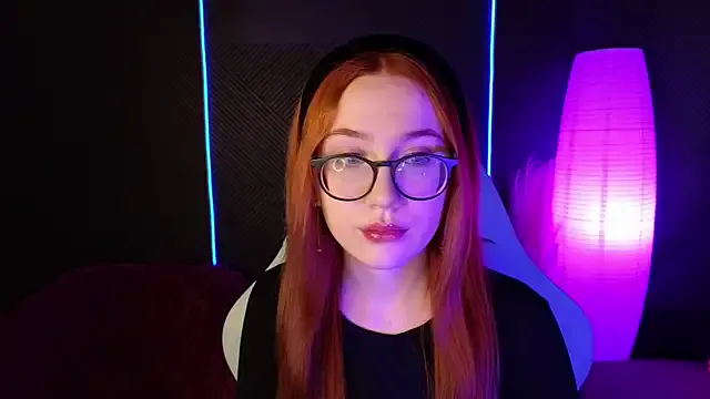 amber_wink Image 6