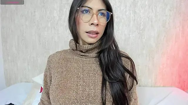 maataaan – webcam model profile photo Image 11