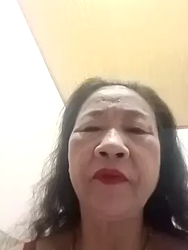 oxo_yuna_oxo – webcam model profile photo Image 18