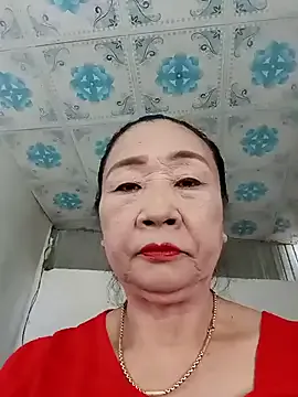 oxo_yuna_oxo – webcam model profile photo Image 8