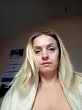 oxo_yuna_oxo – webcam model profile photo Image 19