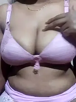 Queen_sofiyaa – webcam model profile photo Image 18