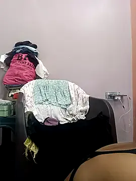 oxo_yuna_oxo – webcam model profile photo Image 7