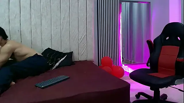 oxo_yuna_oxo – webcam model profile photo Image 17