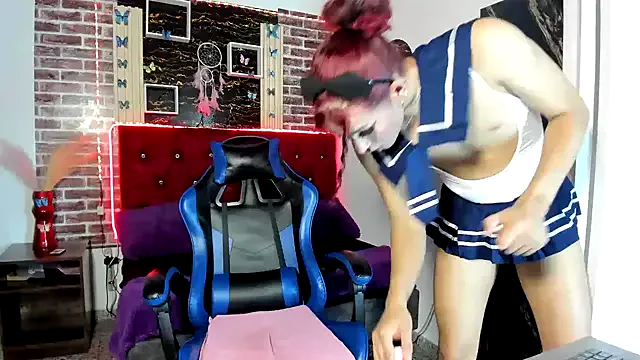 NANA_7 – webcam model profile photo Image 17