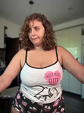 Mia--meow – webcam model profile photo Image 3