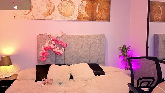 Mia--meow – webcam model profile photo Image 13