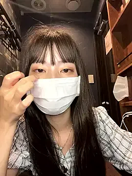 maataaan – webcam model profile photo Image 10