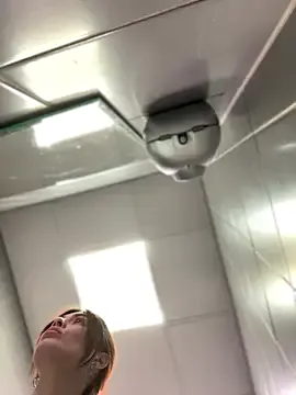 Garima_G – webcam model profile photo Image 2