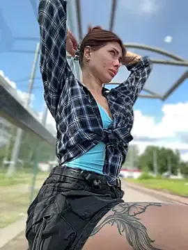 Garima_G – webcam model profile photo Image 3