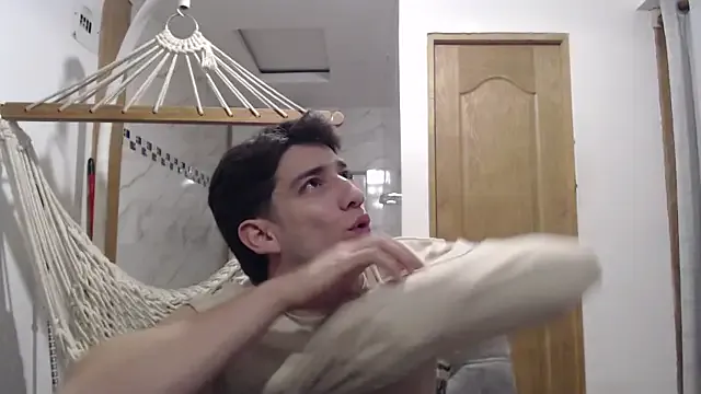 Stevenjt – webcam model profile photo Image 10