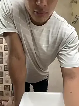 chippopo – webcam model profile photo Image 17