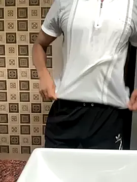 chippopo – webcam model profile photo Image 18