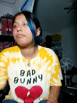 krysstal003 – webcam model profile photo Image 12