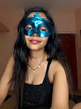 oxo_yuna_oxo – webcam model profile photo Image 19