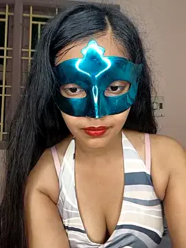 oxo_yuna_oxo – webcam model profile photo Image 8