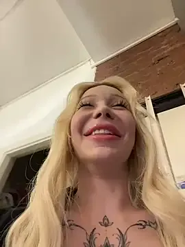 Queen_Shanuu – webcam model profile photo Image 3