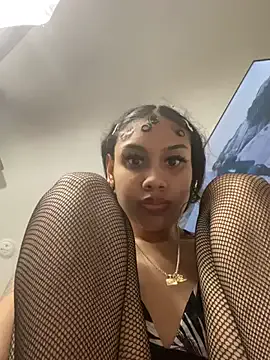 CarlaSharp – webcam model profile photo Image 6